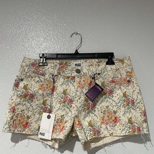 Paige floral shorts size 31 new with tags